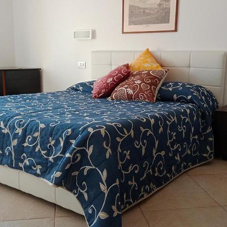 Flamingo House Apartment Cabras Exterior photo